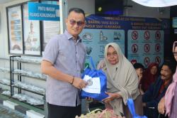 Gelar Bakti Sosial, Kalapas Pekanbaru: Tingkatkan Kepedulian dan Berbagi ke Sesama