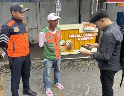 Patroli di Jalan Durian, Dishub Ingatkan Jukir Kutip Tarif Sesuai Aturan